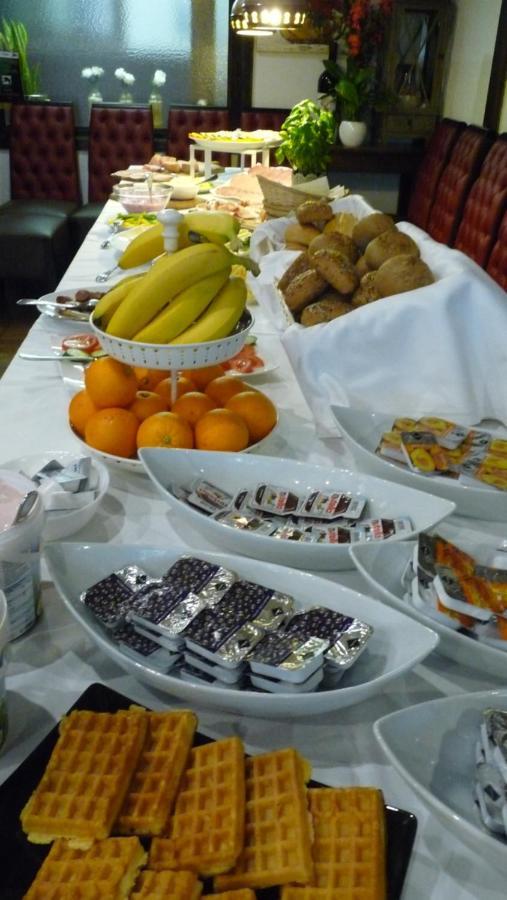Hotel Rodizio Ug Wolfsburg Dış mekan fotoğraf